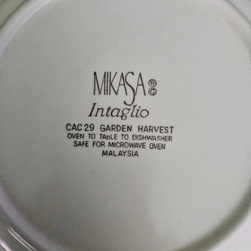 Mikasa Intaglio Garden Harvest CAC29 Salad Plates Set of 4 Fruit Border